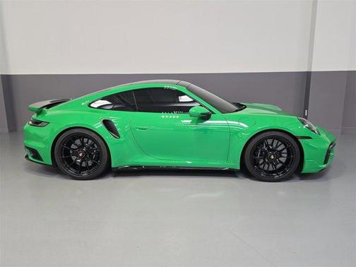 2022 Porsche 911 Turbo S
