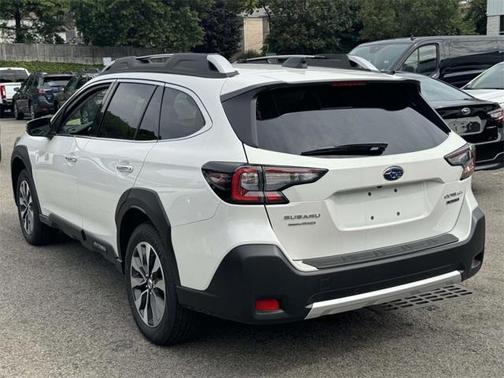 2025 Subaru Outback Touring