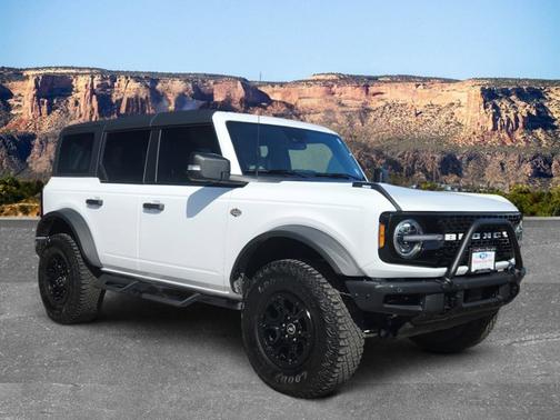 OXFORD WHITE 2024 Ford Bronco WILDTRAK