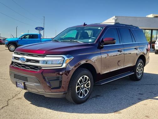 JEWEL RED MET TINTED CC 2024 Ford Expedition XLT