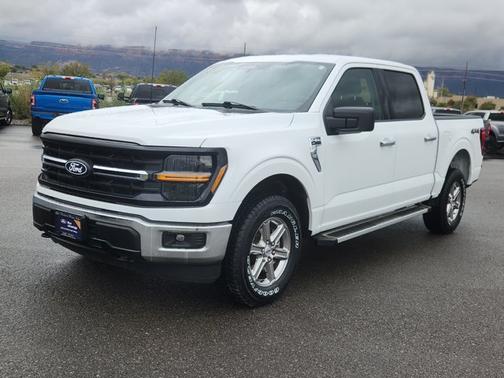 OXFORD WHITE 2025 Ford F-150 XLT