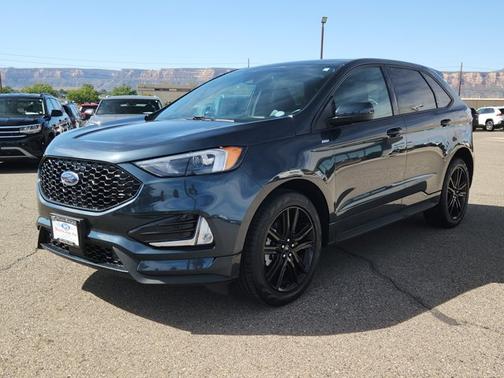 2024 Ford Edge ST-LINE