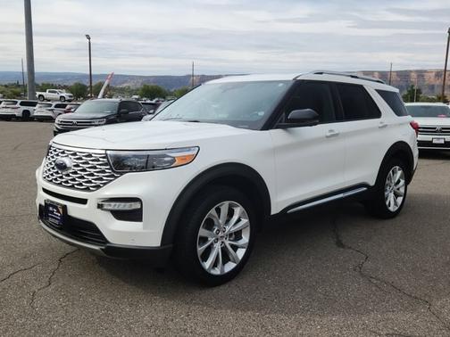 2022 Ford Explorer PLATINUM