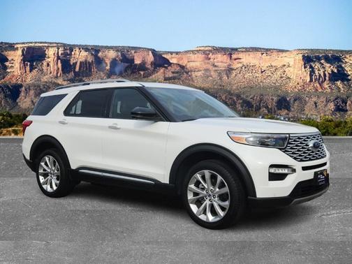 2022 Ford Explorer PLATINUM