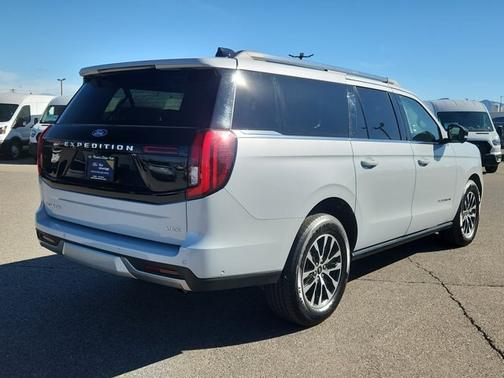 SPACE SILVER METALLIC 2025 Ford Expedition PLATINUM