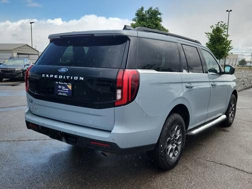 GLACIER GRAY METALLIC TC 2025 Ford Expedition ACTIVE