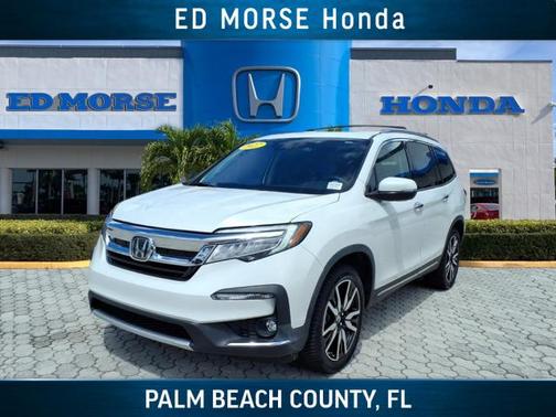 2022 Honda Pilot AWD Elite