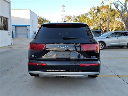 2017 Audi Q7 3.0T Premium