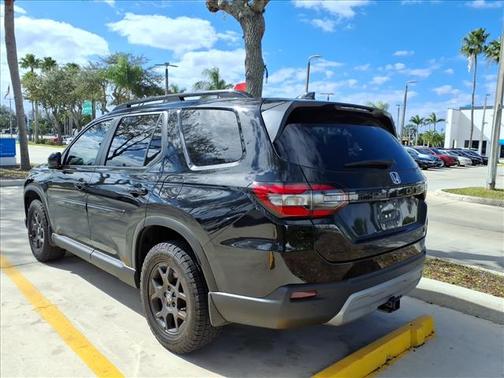 2025 Honda Pilot TrailSport