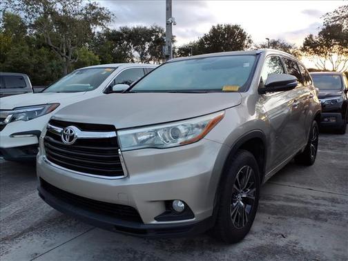 2016 Toyota Highlander XLE