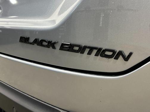 Sa/Solar Sivler 2026 Honda Pilot Black Edition