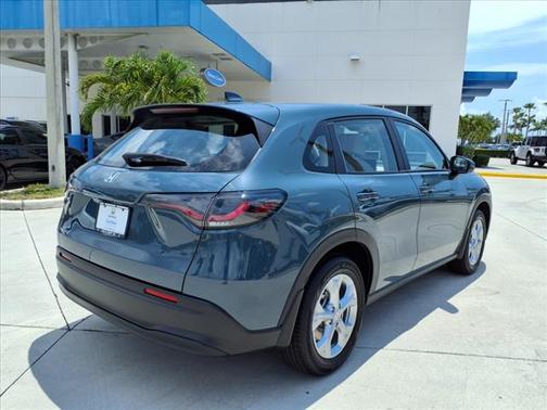2025 Honda HR-V LX