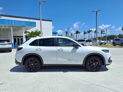 2024 Honda HR-V 2WD Sport