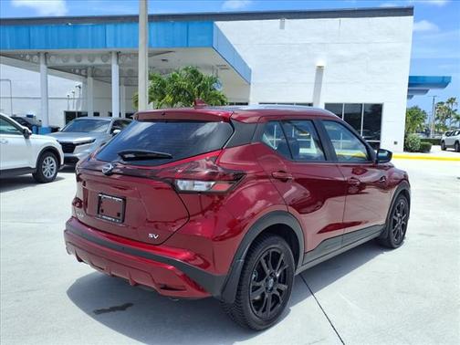 2022 Nissan Kicks SV