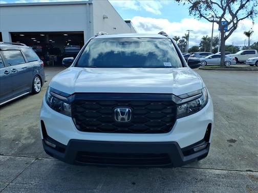 2023 Honda Passport AWD Elite