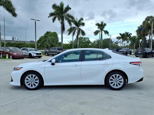 2020 Toyota Camry LE