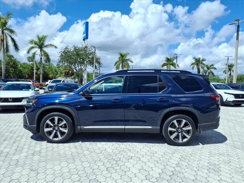 2023 Honda Pilot AWD Elite