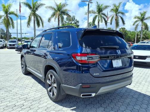 2023 Honda Pilot AWD Elite