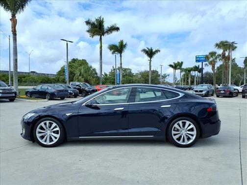 2015 Tesla Model S P85D