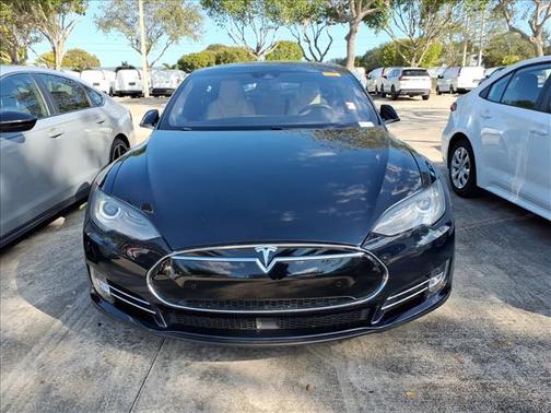 2015 Tesla Model S P85D