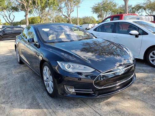 2015 Tesla Model S P85D
