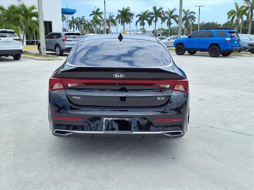 2021 Kia K5 EX