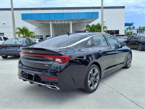 2021 Kia K5 EX