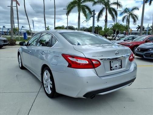 2016 Nissan Altima 3.5 SL