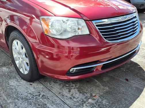 2012 Chrysler Town & Country Touring-L