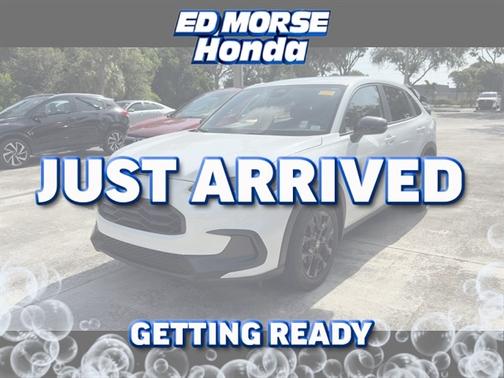 Platinum White Pearl 2023 Honda HR-V 2WD Sport