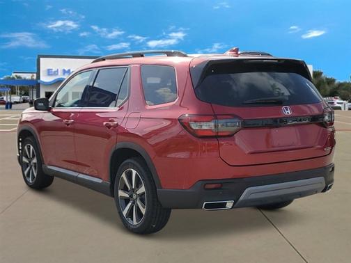 2025 Honda Pilot Touring 8-Passenger