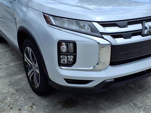 2024 Mitsubishi Outlander Sport SE