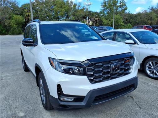 2023 Honda Passport AWD TrailSport