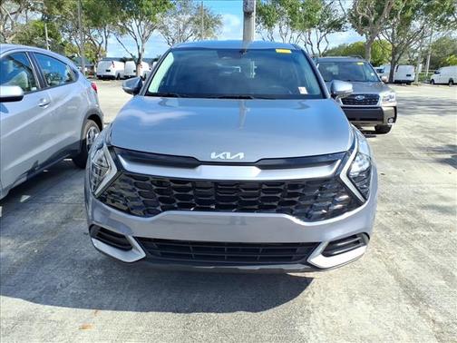 2025 Kia Sportage EX