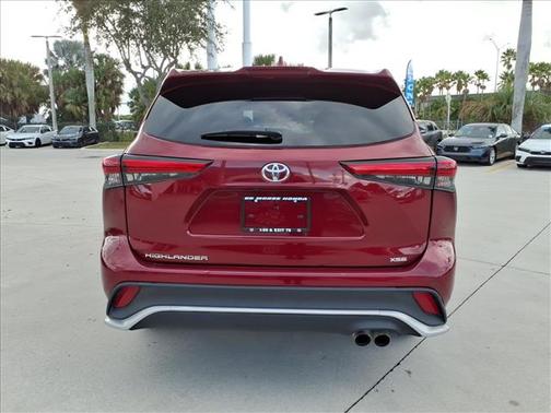 2021 Toyota Highlander XSE