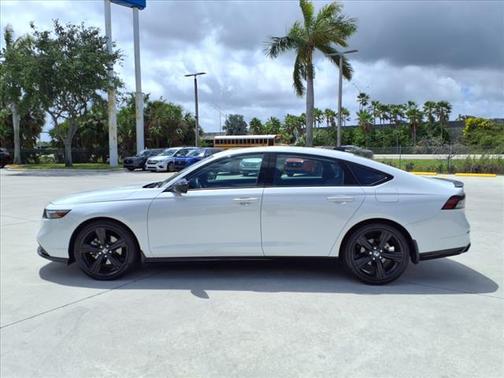 2023 Honda Accord Hybrid Base