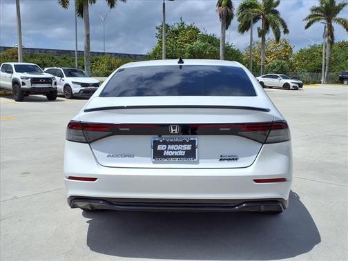 2023 Honda Accord Hybrid Base