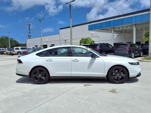 2023 Honda Accord Hybrid Base