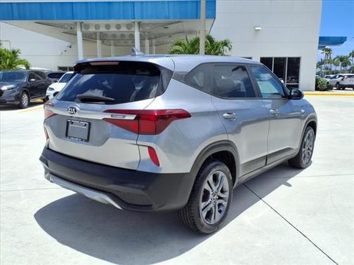 2021 Kia Seltos LX