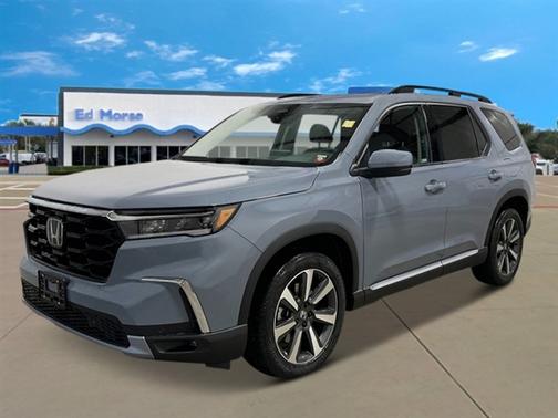 2025 Honda Pilot Touring 8-Passenger