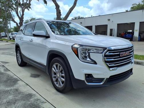2024 GMC Terrain SLT