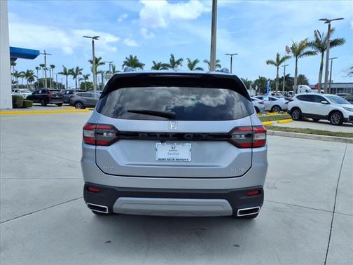 2023 Honda Pilot AWD Elite
