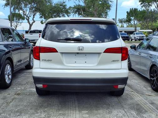 2018 Honda Pilot EX