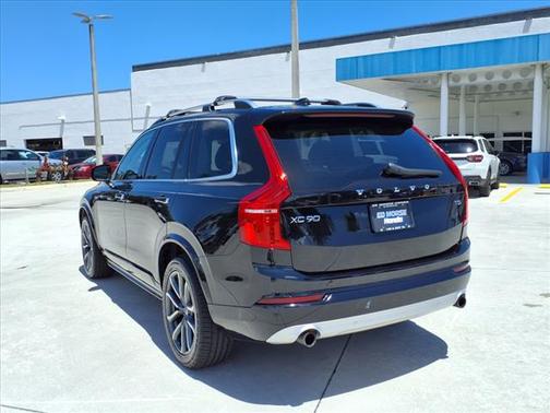 2019 Volvo XC90 T5 Momentum