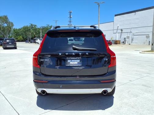 2019 Volvo XC90 T5 Momentum