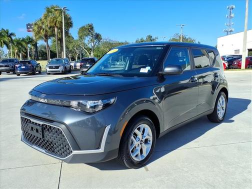 2024 Kia Soul LX