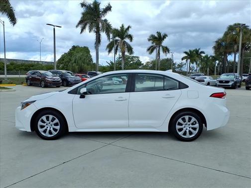 2021 Toyota Corolla LE