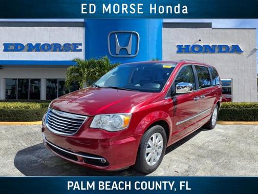 2012 Chrysler Town & Country Touring-L
