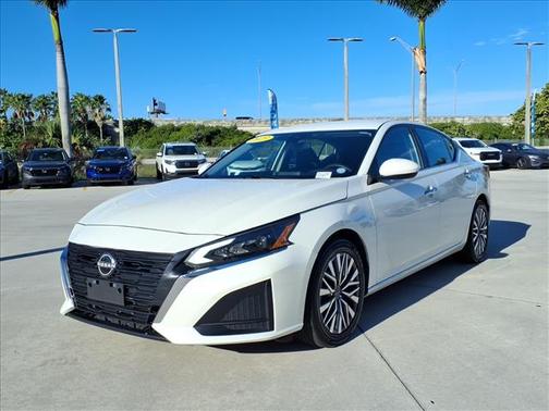 2023 Nissan Altima 2.5 SV