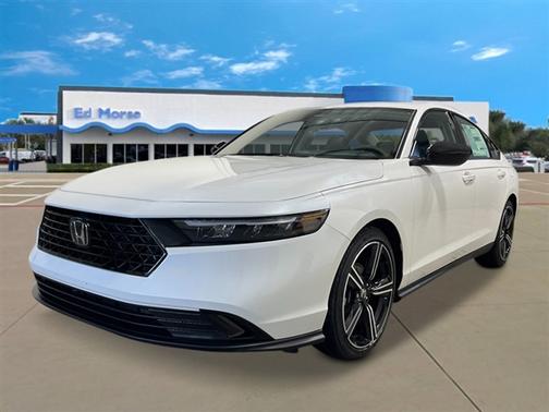 Platinum White Pearl 2026 Honda Accord SE